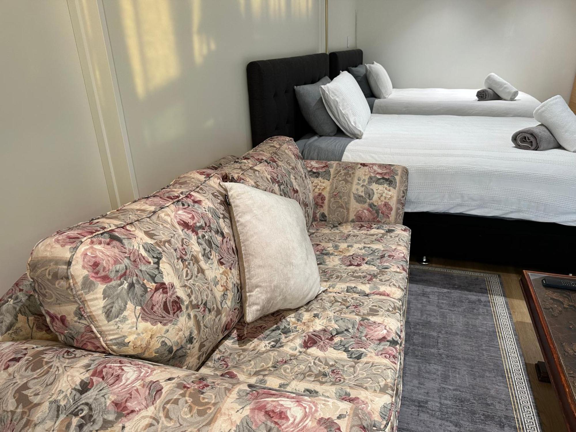 Beautiful Lakeview Apartment Taupo Dış mekan fotoğraf