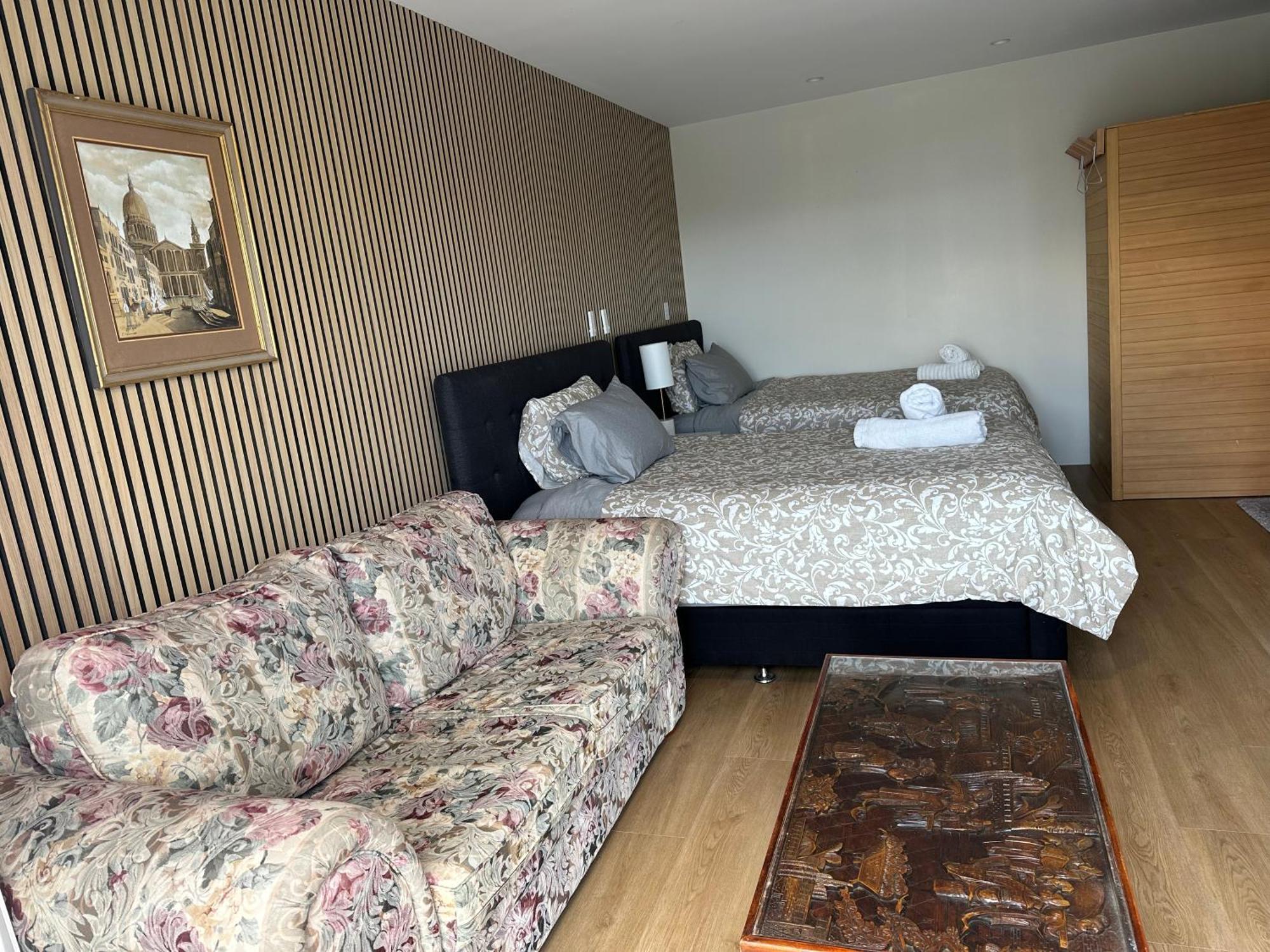 Beautiful Lakeview Apartment Taupo Dış mekan fotoğraf